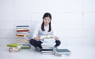 読みたい本が山積み！　速読って本当にできるのか聞いてきた