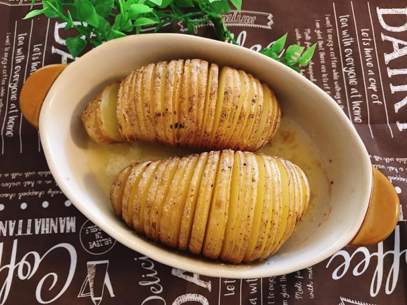 じゃがいもまるごと! 材料2つのハッセルバックポテト作ってみた