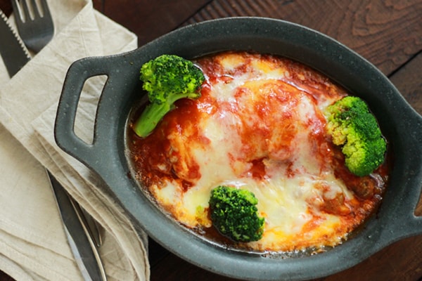 124円でシェフの味! 業務スーパー「チキンのトマト煮」はちょい足しでおもてなしにも!