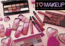 カラバリ豊富で機能性◎！　メイクアップレボリューションが優秀すぎ！