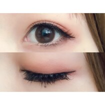 シャネルの赤キャトルとそっくり!? キャンメイクのアイシャドウが話題！