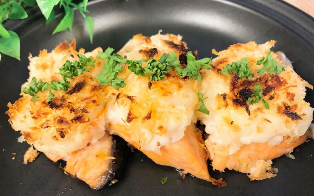 塩焼き以外も食べたい！　塩鮭で作れる簡単レシピ3選