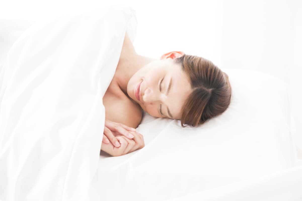 実は健康に良い!?　裸で寝るメリットと注意点