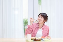 疲労回復は食事が大事！　疲れた時こそ意識したい栄養素をチェック