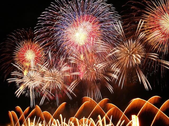 人生で一度は行きたい！ 日本最大級の花火大会6選☆