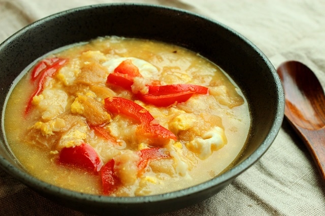 簡単なのにおいしすぎ! 「貧乏人のアホスープ」はいかが?