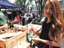 海外アンティークも集結！　大江戸骨董市で掘り出し物をチェック