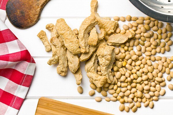 高い栄養価と人気の「大豆ミート」でカロリーオフ!