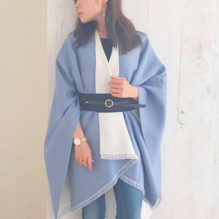 春まで使える！　ユニクロの2WAYストール着回し術