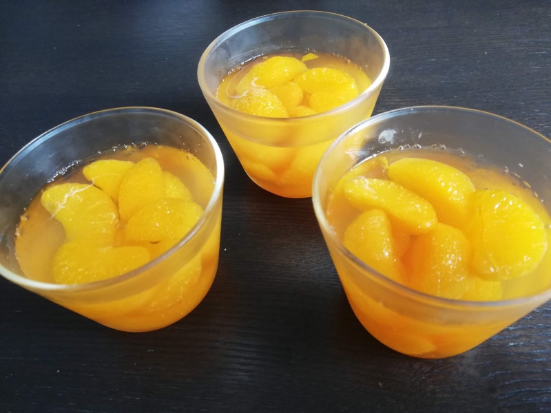 レンジで簡単! 材料2つでできるフルーツゼリー