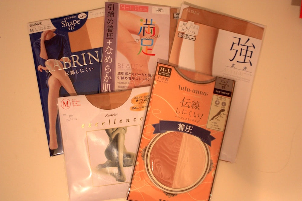 一番伝線しないものはどれ!? 評判のストッキング5種を徹底比較