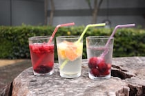 冷凍フルーツを使って簡単に！　おしゃれドリンクを作ろう