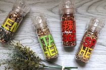 挽きたてだから本格的！　カルディのスパイスアップを食べ比べ