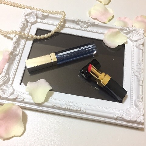 塗るだけ簡単、秋リップへシフト! ブルーのグロス