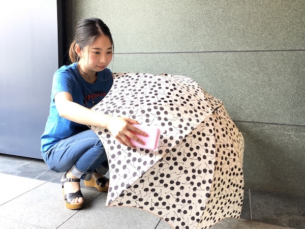 梅雨到来の前に、雨を弾かなくなった傘をお手入れしよう!