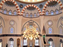 電車で行けるトルコ！　代々木の「東京ジャーミイ」でモスク初体験