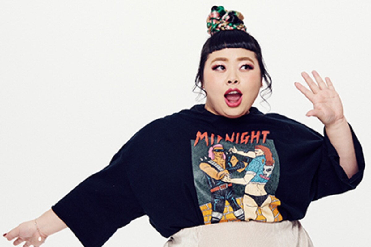 月にかわって、購入よ！懐かしのアニメコラボグッズを見逃すな