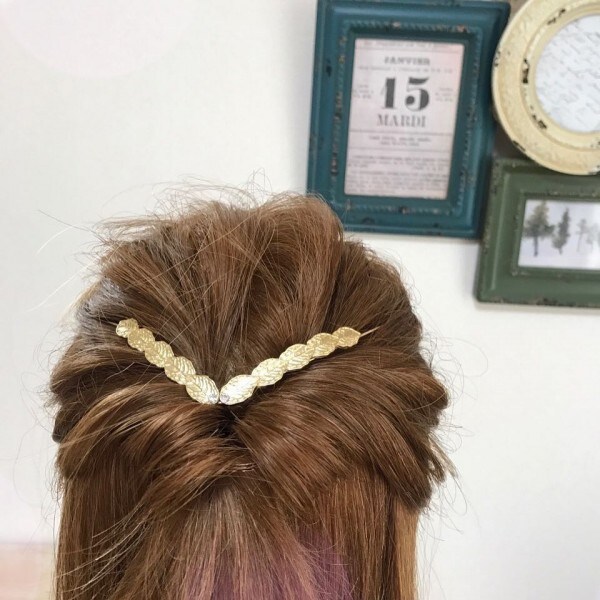 後ろ姿も抜かりなく！　バックカチューシャがとうとうダイソーに登場したよ