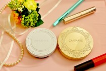プチプラ比較！　キャンメイクとセザンヌ、どちらがお役立ちパウダー？