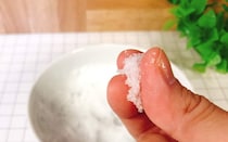 塩ひとつまみってどれくらい？　今さら聞けない調味料の計り方まとめ！