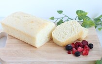 材料2つ！　ホットケーキミックスとホエーで作るふわふわしっとりケーキ