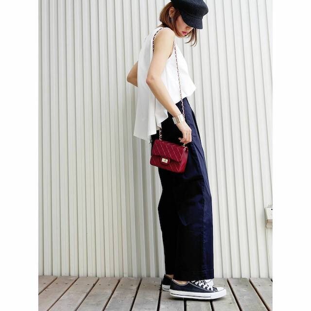秋までヘビロテ! ユニクロのハイウエストチノワイドパンツ着こなし術