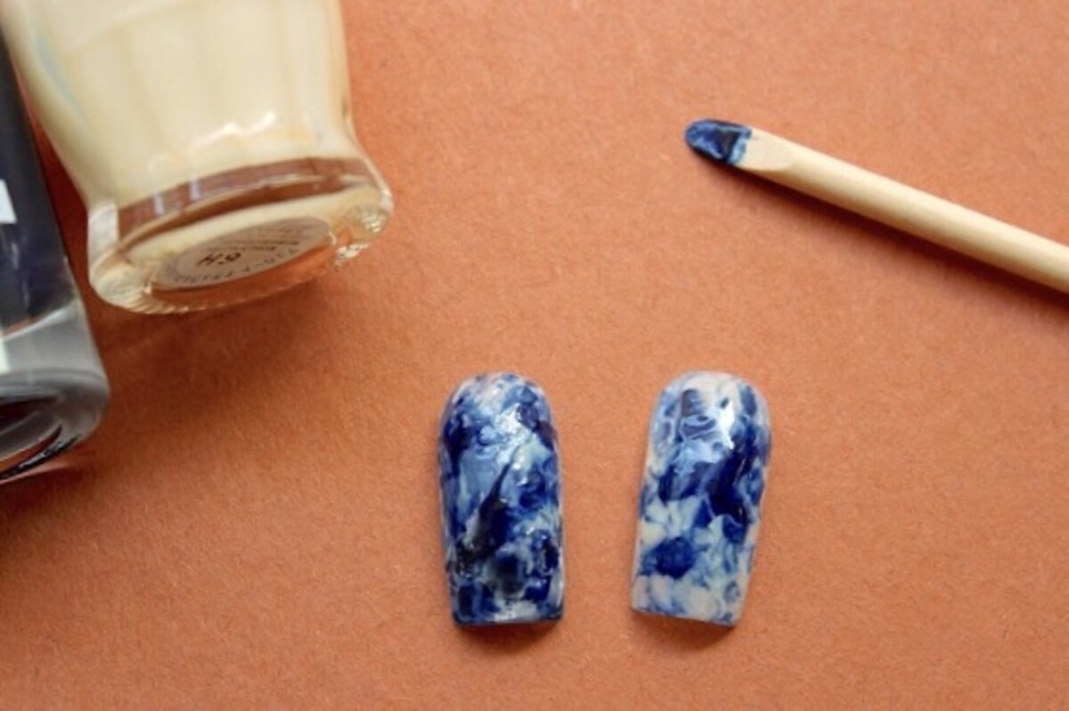 簡単すぎる！  ターコイズ風タイダイネイルをやってみた