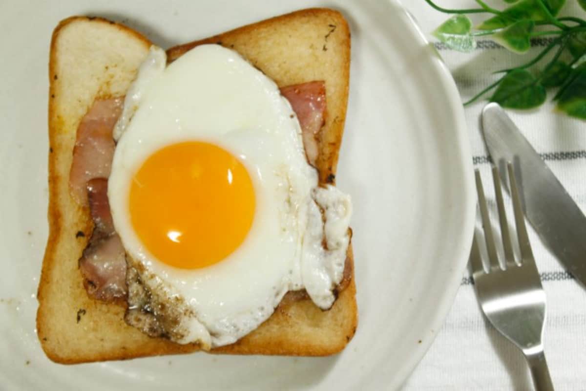 フライパンで5分！　忙しい朝に「フライドブレッド」はいかが？　