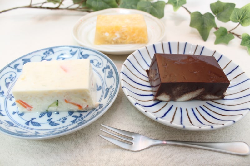 ポテサラや食パンまで!?　なんでも固める秋田県南の寒天料理を再現！