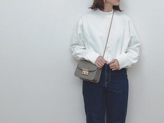 部屋着とは言わせない！　キレイめに着られるユニクロの新作スウェット