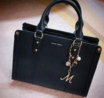 高見えのバッグや小物が大充実！　passage mignonをチェックせよ！