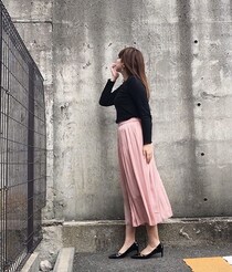 とろみ素材で楽カワイイ！　「スカート見えパンツ」を要check