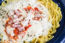 ローソン「本気のチーズ！」シリーズ新作はトマトチーズクリームパスタ