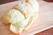 カロリー爆弾！ローソンの「フルーティメロンクロワッサン」がウマイ