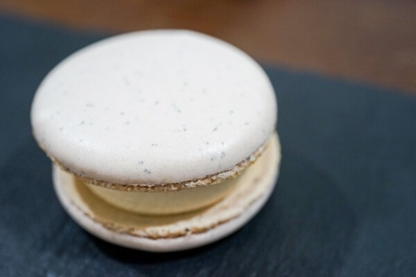 【セブン】マカロンとバウムクーヘンのアイス、最高じゃない?