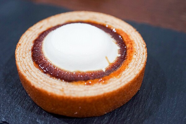 【セブン】マカロンとバウムクーヘンのアイス、最高じゃない?