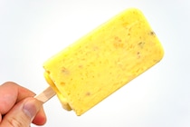 【ローソン】151円なのにフルーツたっぷりでめちゃウマな「白くま」