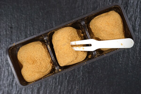 セブンなら108円で小さな幸せを買えるゾ！