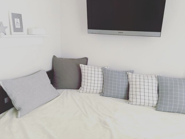 シンプルモノトーンで使いやすい！　新生活のインテリアはダイソーで