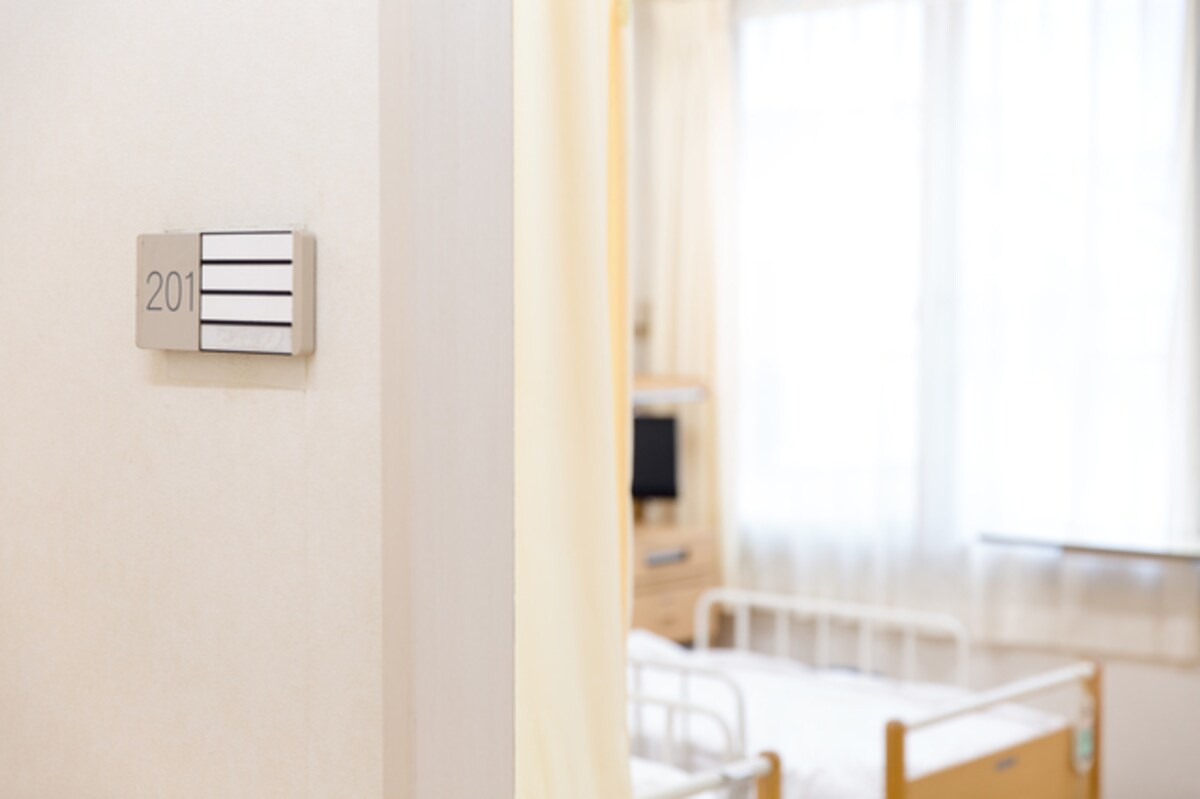 なにを話せばいい？ 切り花はNG!?　お見舞いのマナー