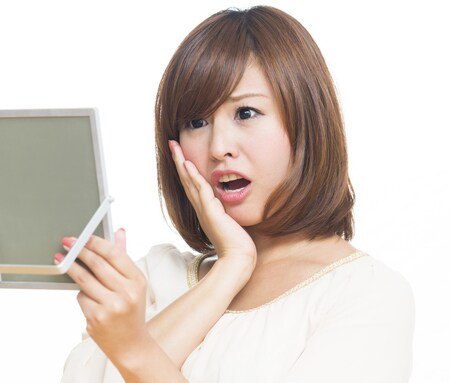 顔の産毛がヒゲのように濃い原因は？正しい対処法や剃り方！