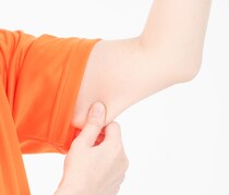 気になる皮下脂肪、なんでつくの？ダイエットで落とすことはできる？