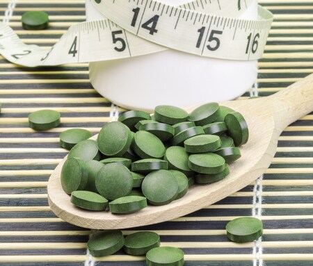 2017年再ブーム到来?クロレラサプリの意外な美容効果や副作用