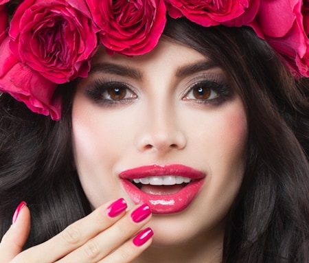 ささくれは肌トラブルの前兆だった?指先から栄養不足のお知らせです