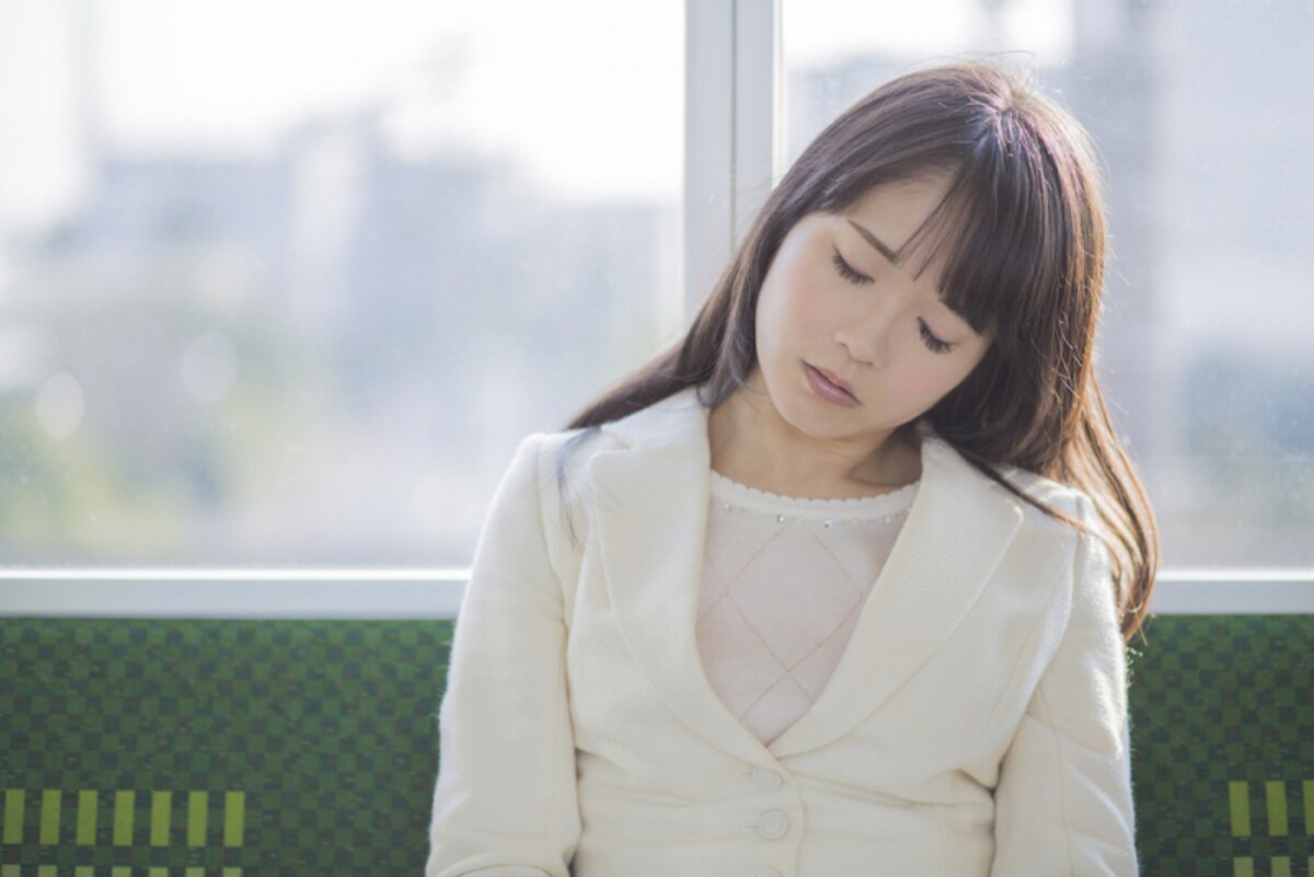 突然のウトウト…眠気に逆らえない「マイクロスリープ」が危険
