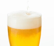 え、ビールで美肌に？知られざるビールの美容、健康効果をご紹介！