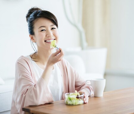 「よく噛んで食べなさい」は具体的に何回?咀嚼はダイエットに良い?