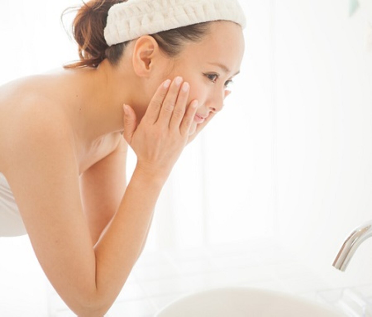 ノーメイクの日は、クレンジングを使う？それとも使わない？