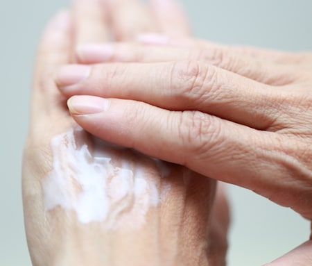 尿素配合のハンドクリームのデメリット!使い過ぎでお肌にダメージ?