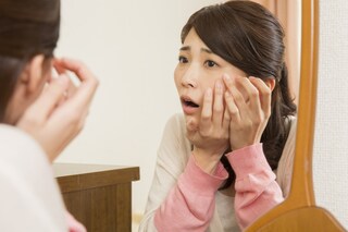 妊娠中に顔のシミが増えるのはなぜ？事前に防ぐ方法はある？